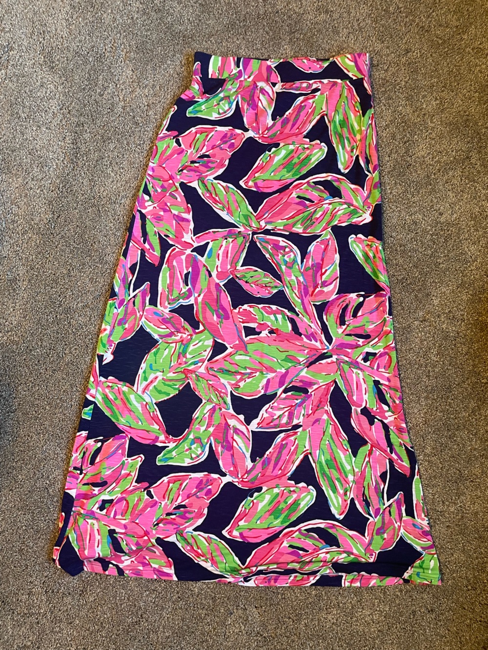 Lilly Pulitzer Navy Maxi Skirt with Pink & Green Leaf Print Size XS